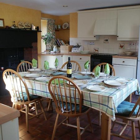 Harleyburn Cottages - Stables And Saddlery Melrose Bagian luar foto